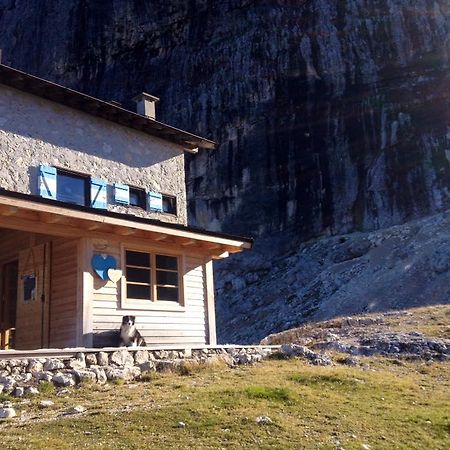 Rifugio Velo Della Madonna Hotel San Martino Di Castrozza Buitenkant foto